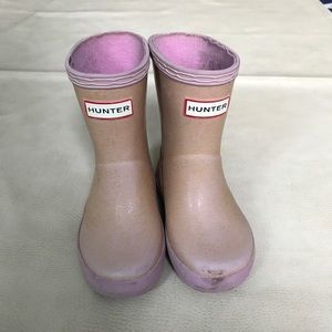 Hunter toddler rainboots in pink sparkles US6 EU22